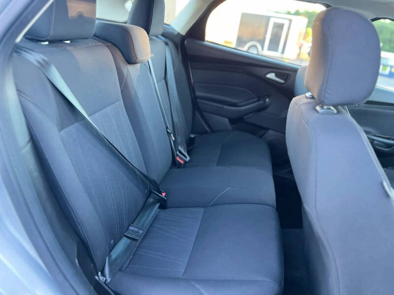 2016 Ford Focus SE