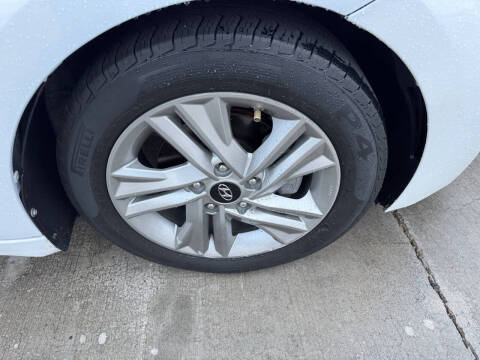 2020 Hyundai Elantra SEL