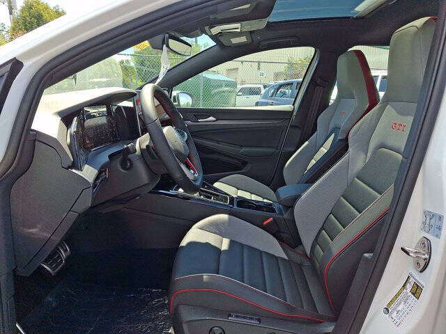 2026 Volkswagen Golf GTI SE