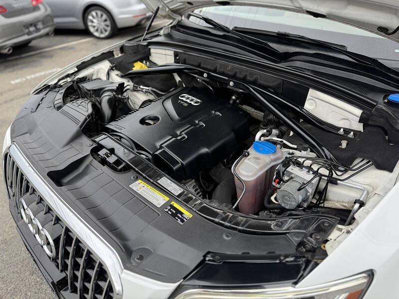 2017 Audi Q5 2.0T quattro Premium Plus