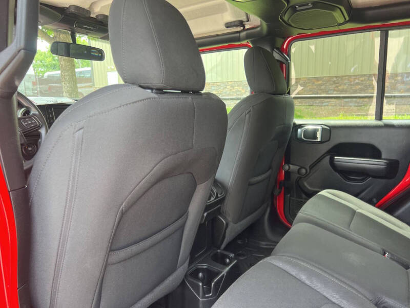 2021 Jeep Gladiator Sport