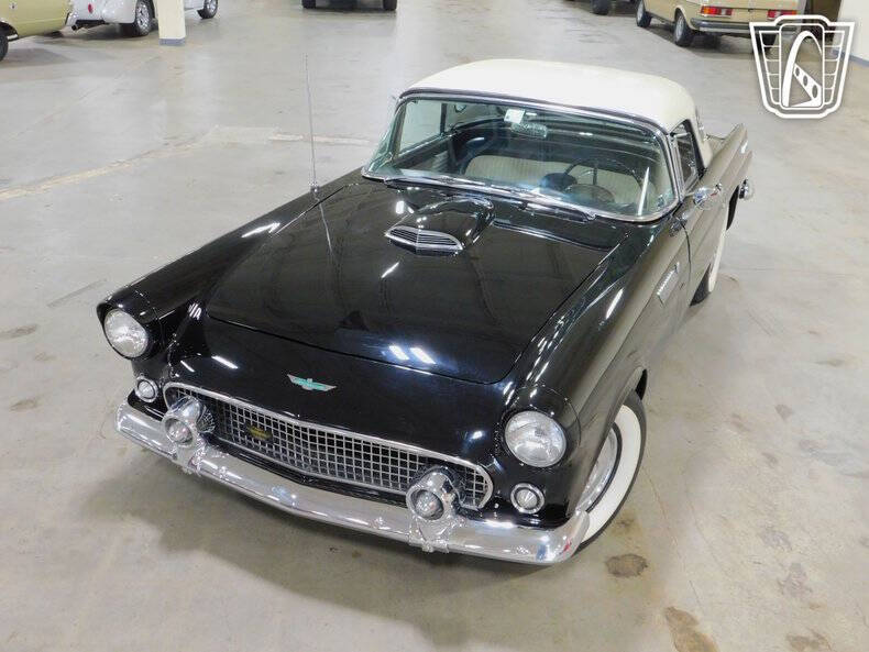 1956 Ford Thunderbird