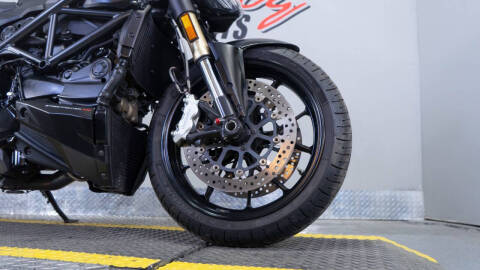 2014 Ducati Streetfighter 848