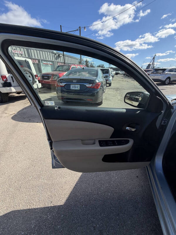 2013 Dodge Avenger SXT