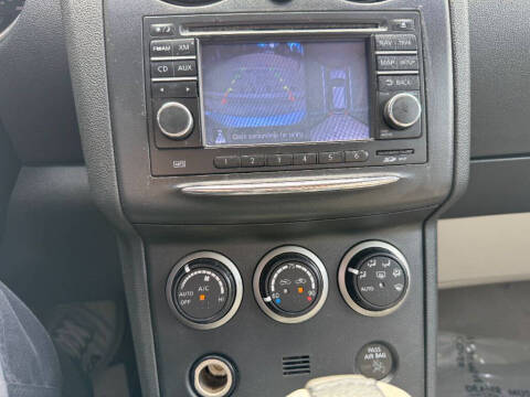 2012 Nissan Rogue SV w/SL Package