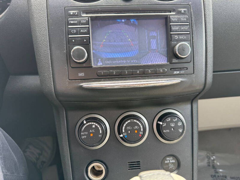 2012 Nissan Rogue SV w/SL Package