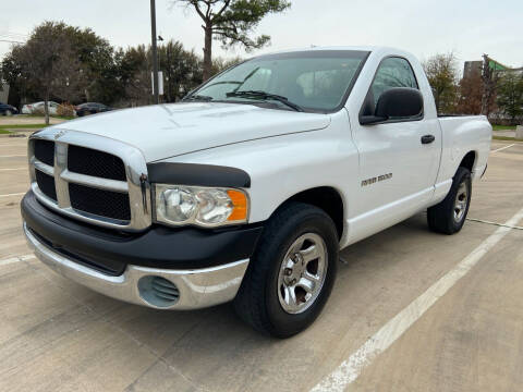 2003 Dodge Ram Pickup 1500 for sale at Safe Trip Auto Sales in Dallas TX