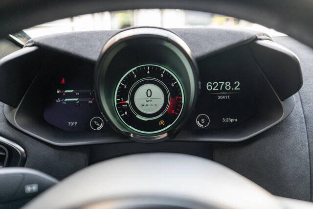 2021 Aston Martin Vantage 12