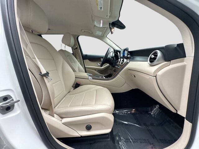 2021 Mercedes-Benz GLC GLC 300