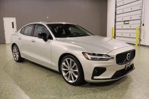 2021 Volvo S60 T5 Momentum