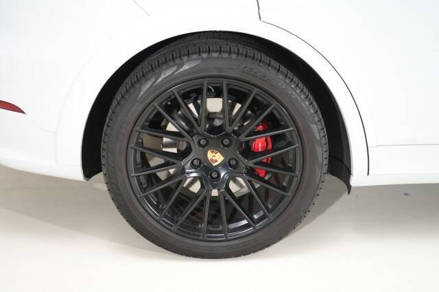 2021 Porsche Cayenne GTS