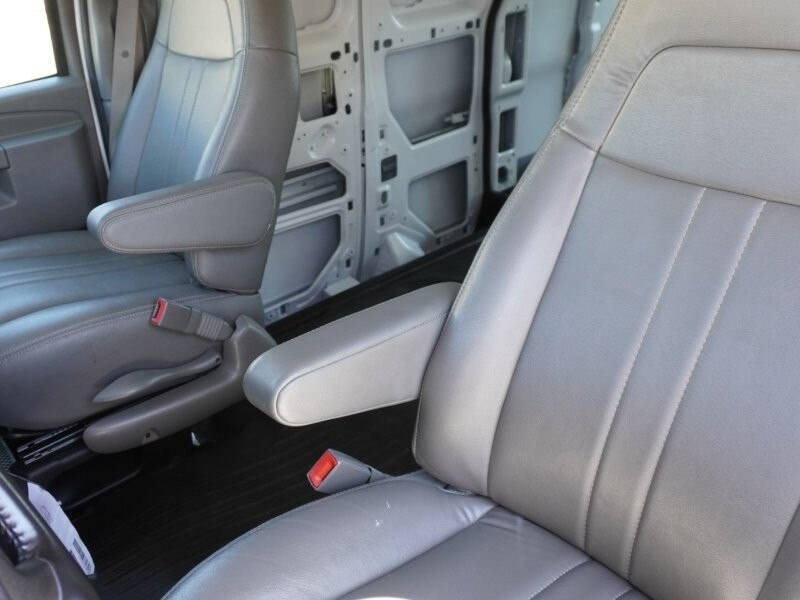 2021 Chevrolet Express 2500