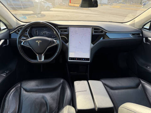 2016 Tesla Model S 70