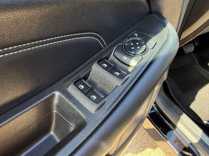 2021 Ford Edge Titanium