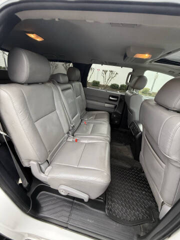 2012 Toyota Sequoia Limited