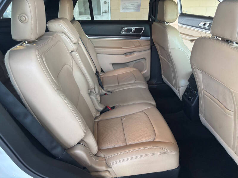 2017 Ford Explorer Limited