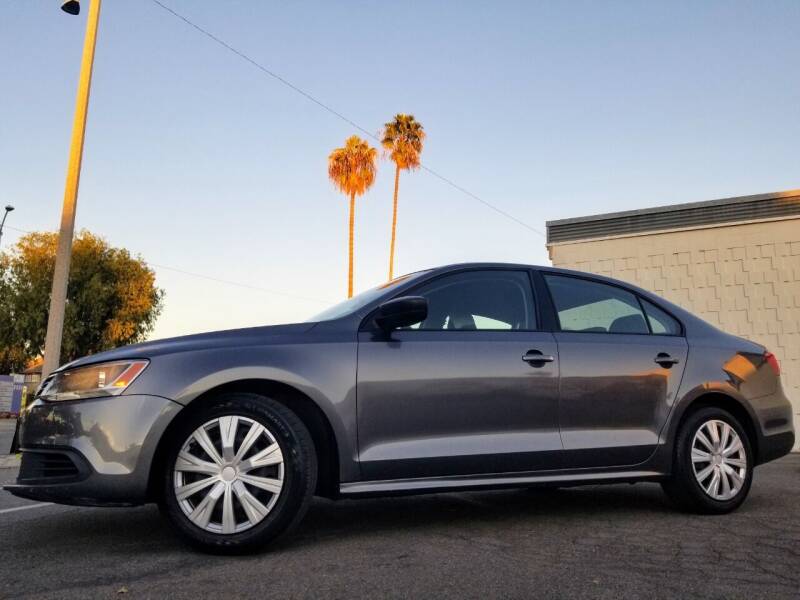 2011 Volkswagen Jetta for sale at LAA Leasing in Costa Mesa CA