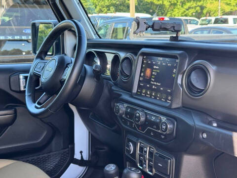 2021 Jeep Gladiator Willys