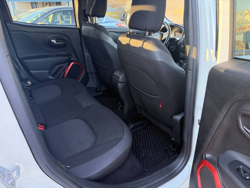 2016 Jeep Renegade Trailhawk