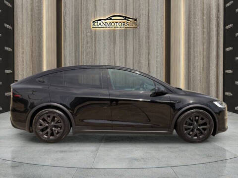 2023 Tesla Model X Plaid