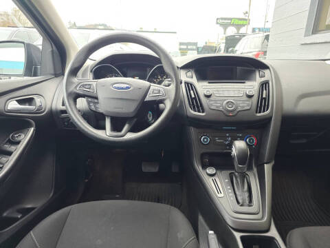2017 Ford Focus SE