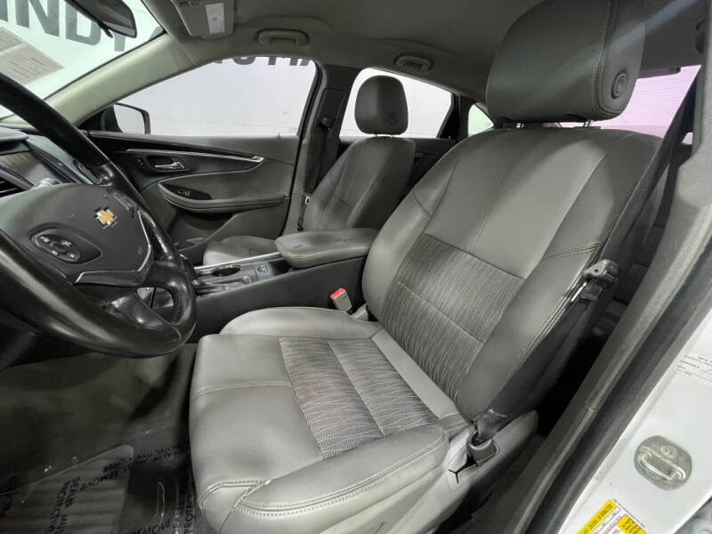 2017 Chevrolet Impala LT