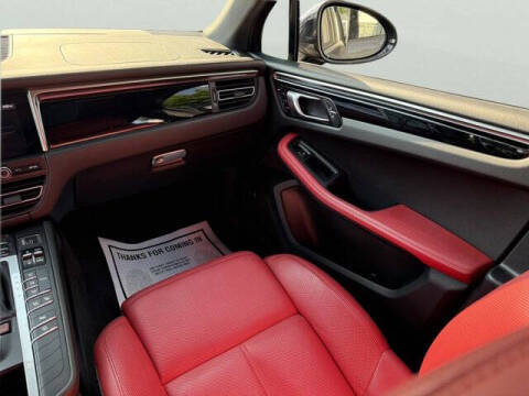 2020 Porsche Macan