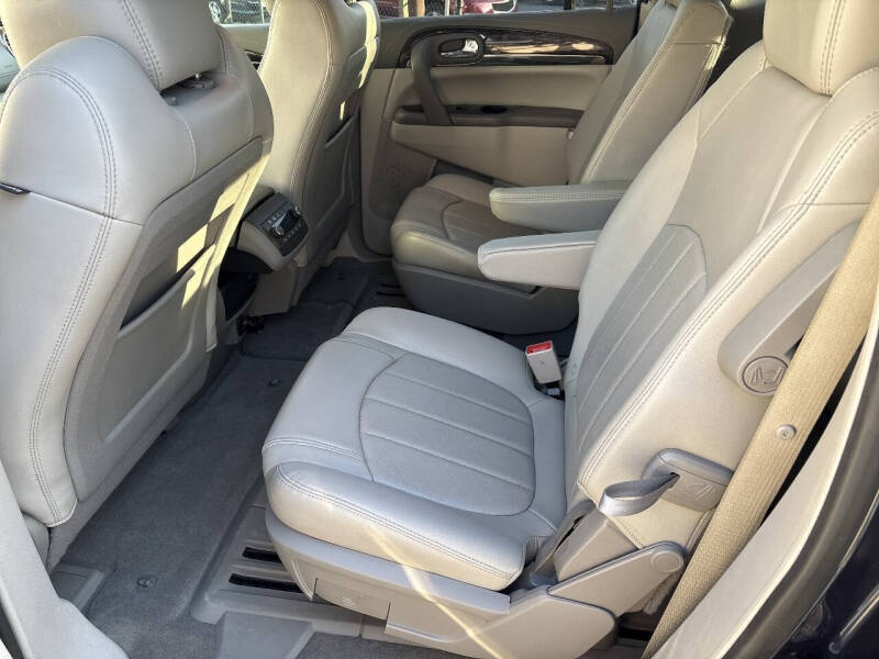 2017 Buick Enclave Leather