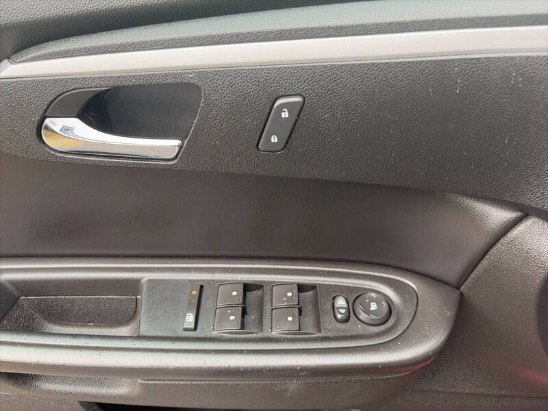 2012 Chevrolet Traverse LT