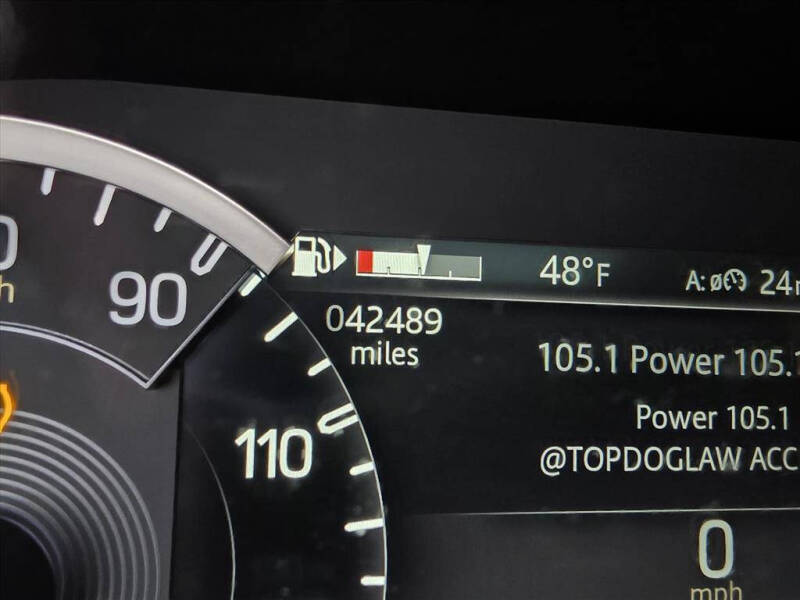 2023 Land Rover Defender 110 X-Dynamic SE