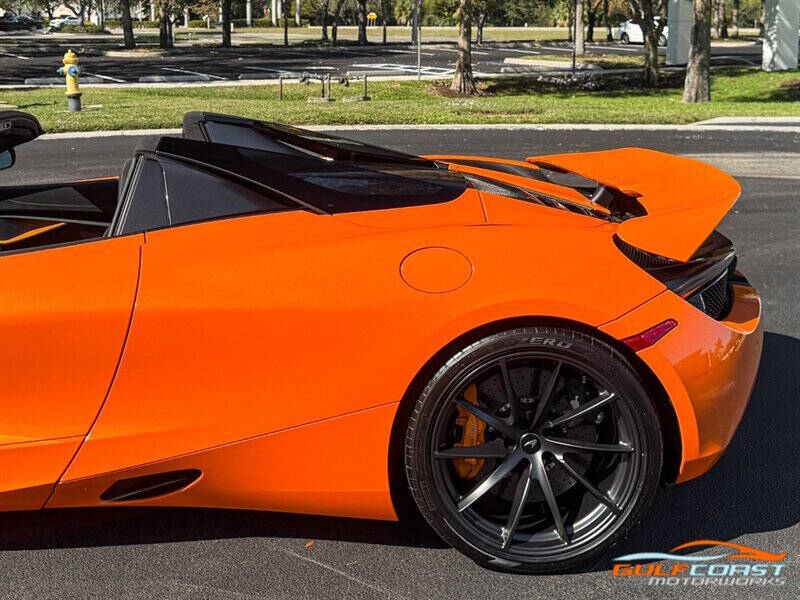 2022 McLaren 720S Spider