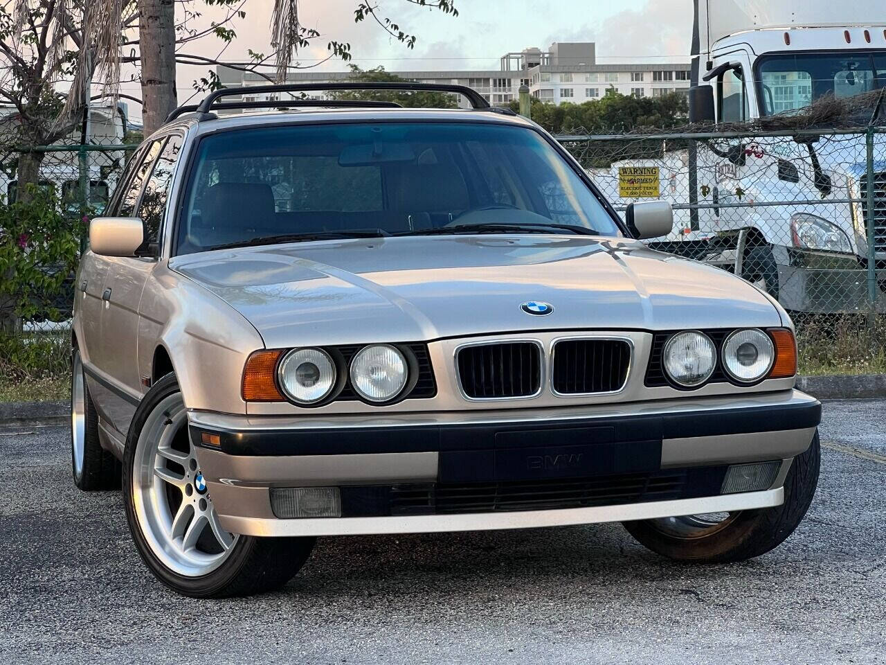 1995 BMW 5 Series  - $13,900