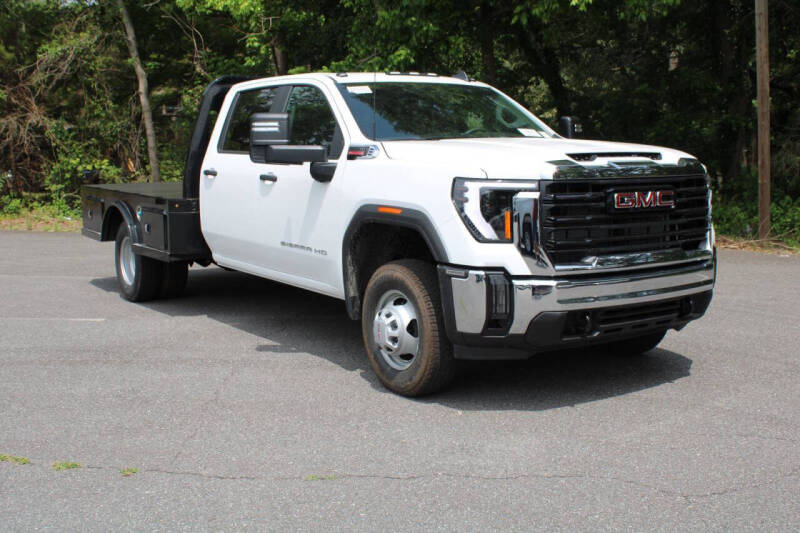 2025 GMC Sierra 3500HD CC Pro