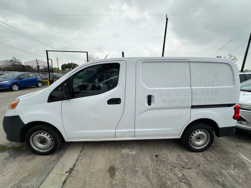 2016 Nissan NV200