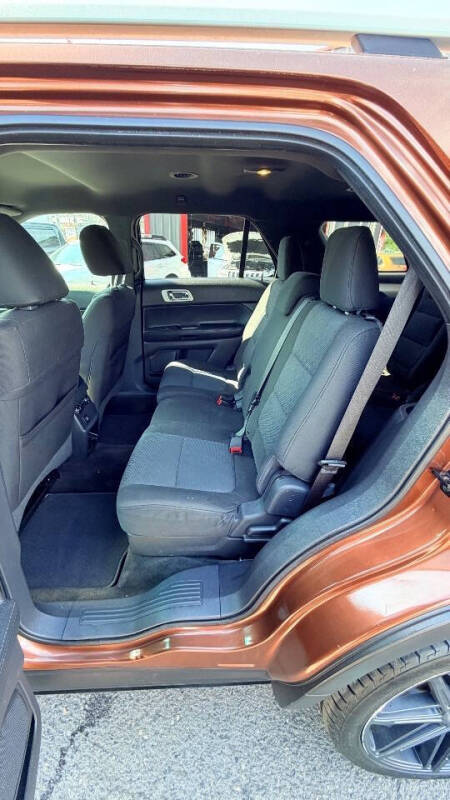 2011 Ford Explorer XLT
