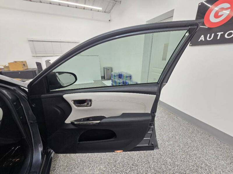 2017 Toyota Avalon XLE