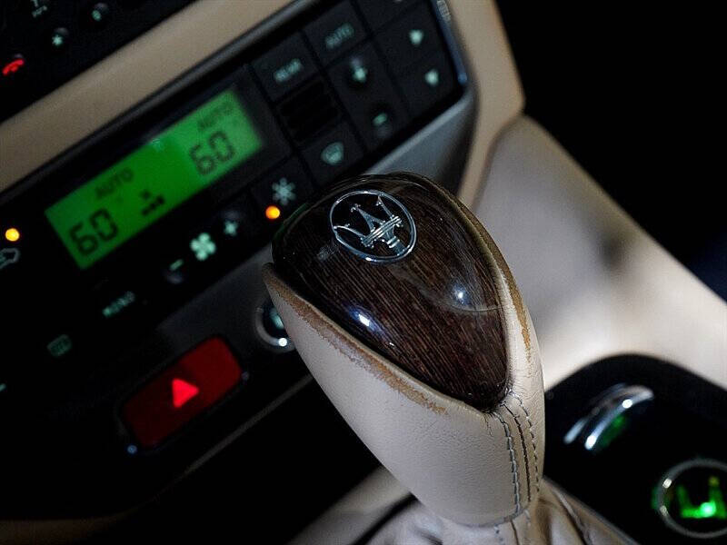 2014 Maserati GranTurismo 42