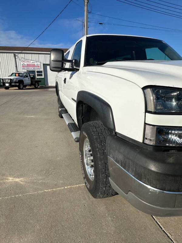 2005 Chevrolet Silverado 2500HD base photo 10