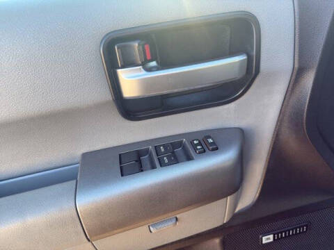 2010 Toyota Sequoia Limited