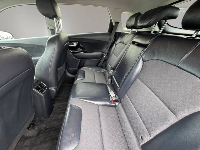 2017 Kia Niro EX
