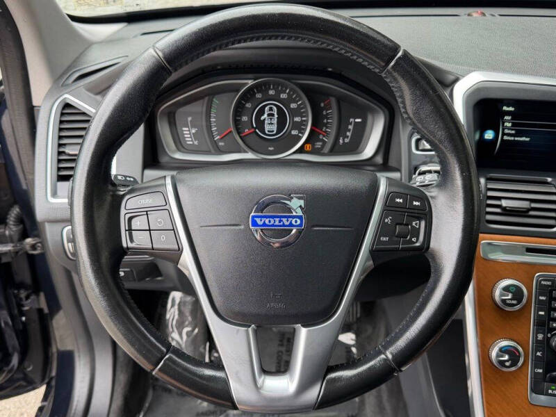 2017 Volvo XC60 T5 Inscription