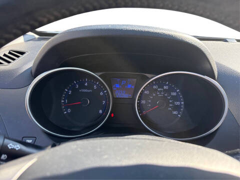 2011 Hyundai Tucson GLS