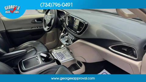 2023 Chrysler Pacifica Touring L