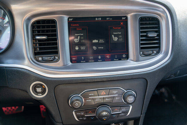 2019 Dodge Charger SXT