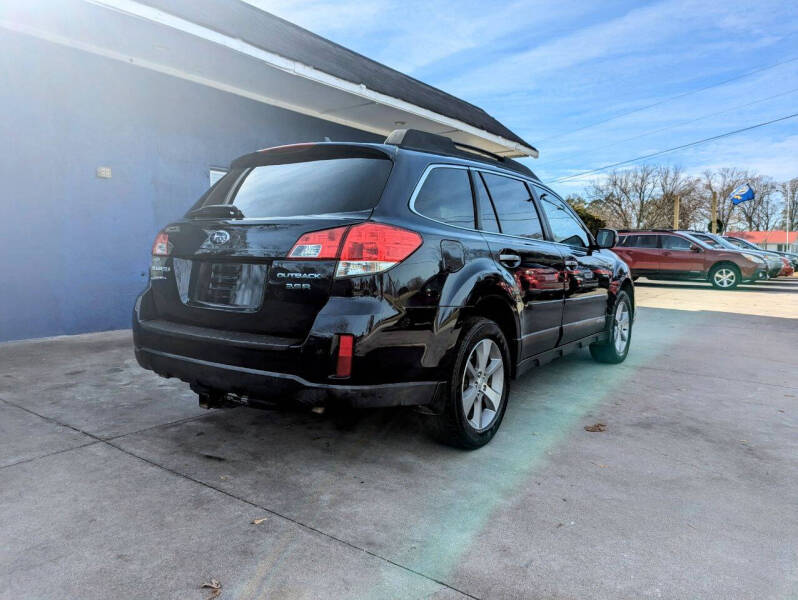 2014 Subaru Outback Limited photo 9