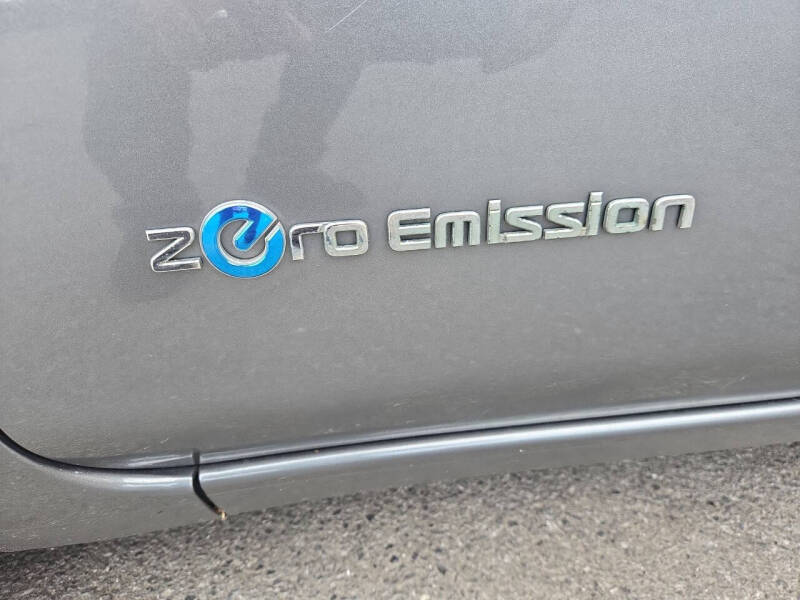2015 Nissan LEAF SV