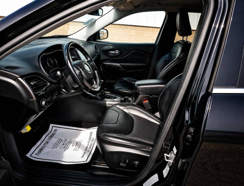 2019 Jeep Cherokee Latitude Plus