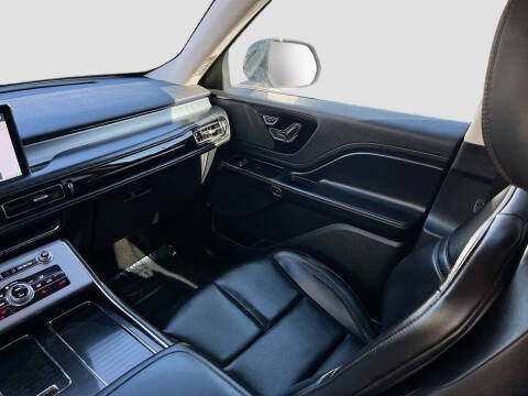 2023 Lincoln Aviator Standard