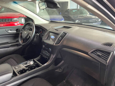 2020 Ford Edge SE