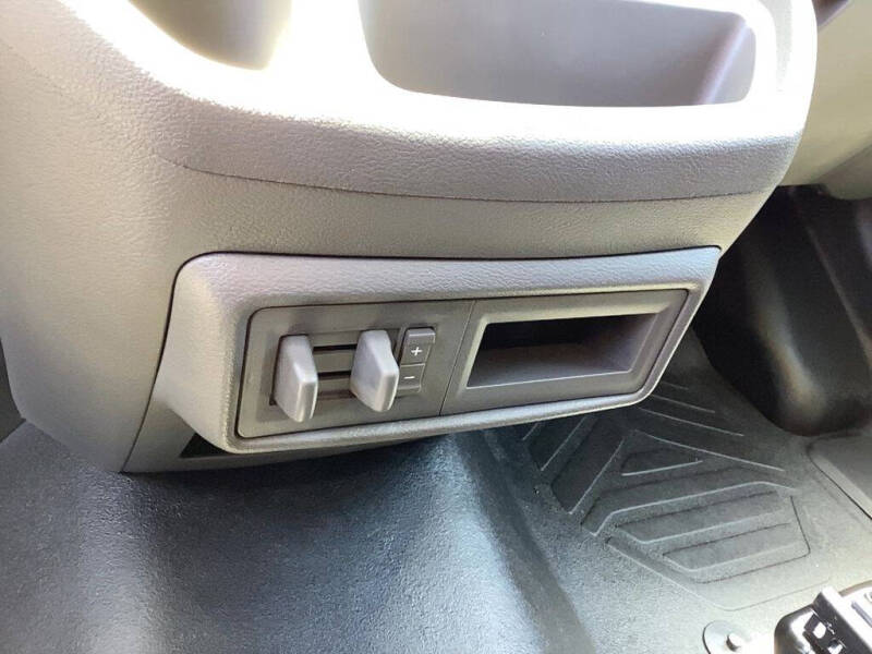 2025 Ford Transit 250